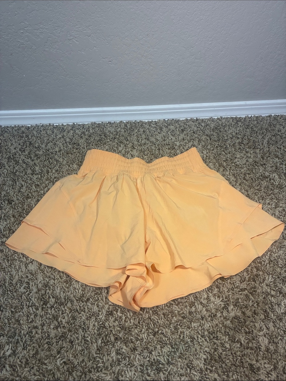 lululemon athletica Peach Performance Run Short - Picture 3 of 10